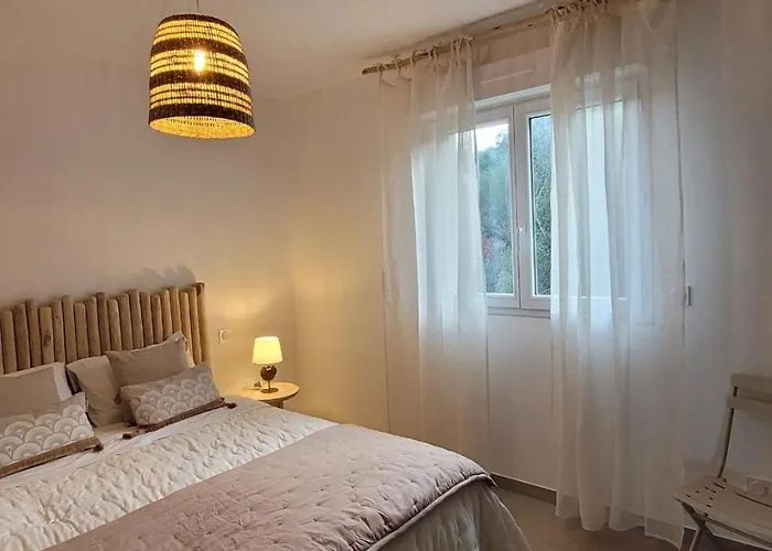 En Corse Du Sud T3 4 Pers Vue Mer, A Pied